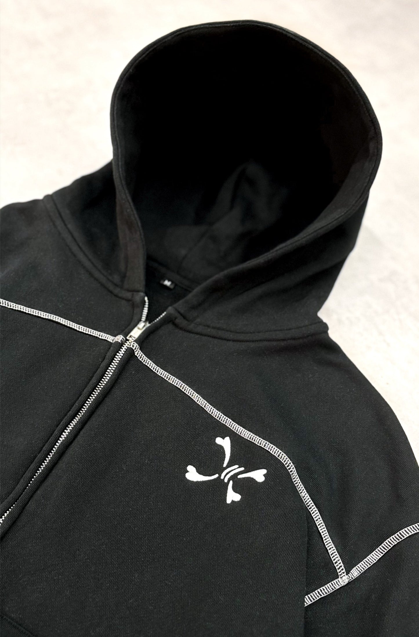 Aura Zip Black - Purple Place