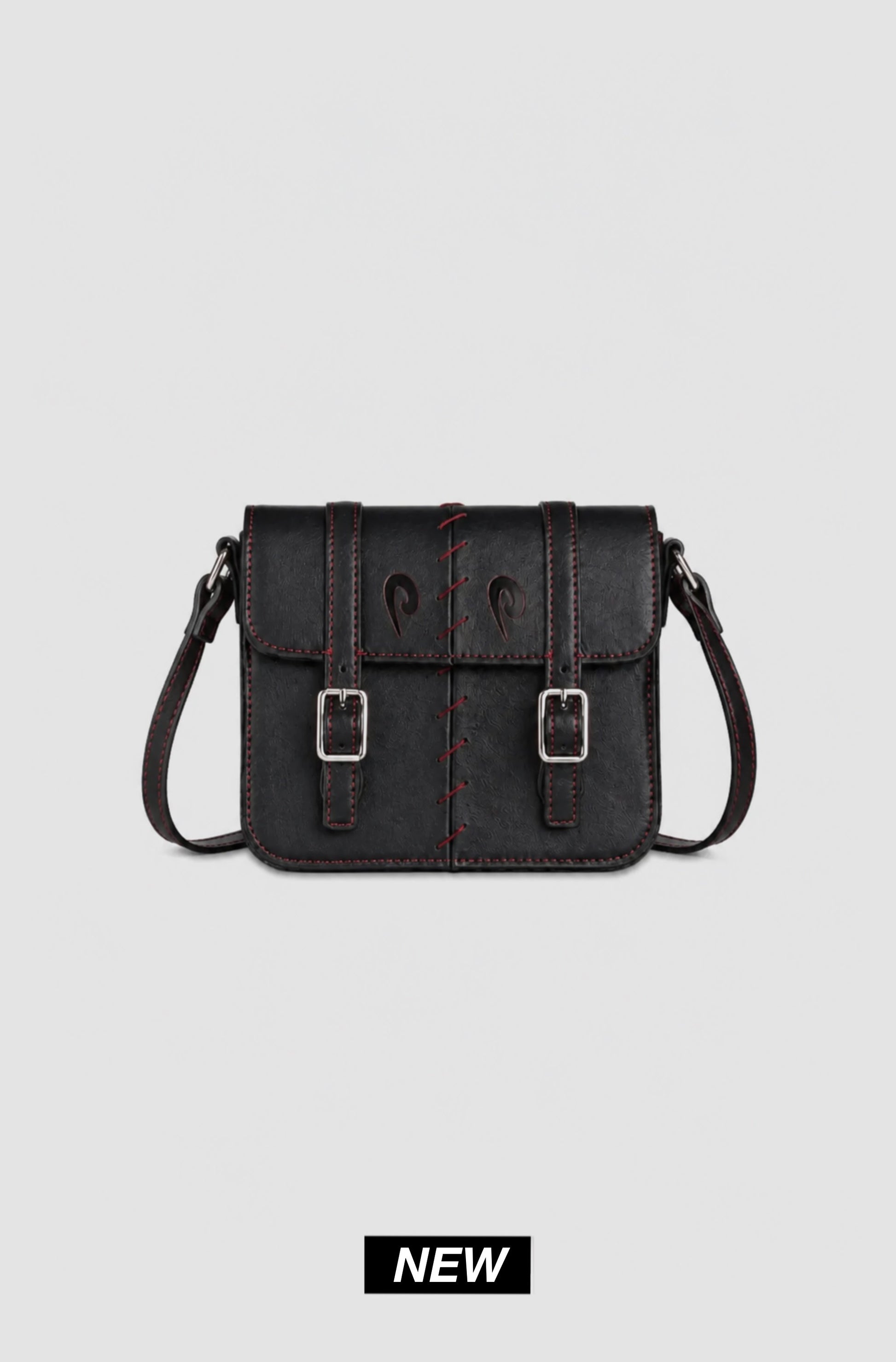 HOOK BAG - BLACK AND RED - Purple Place