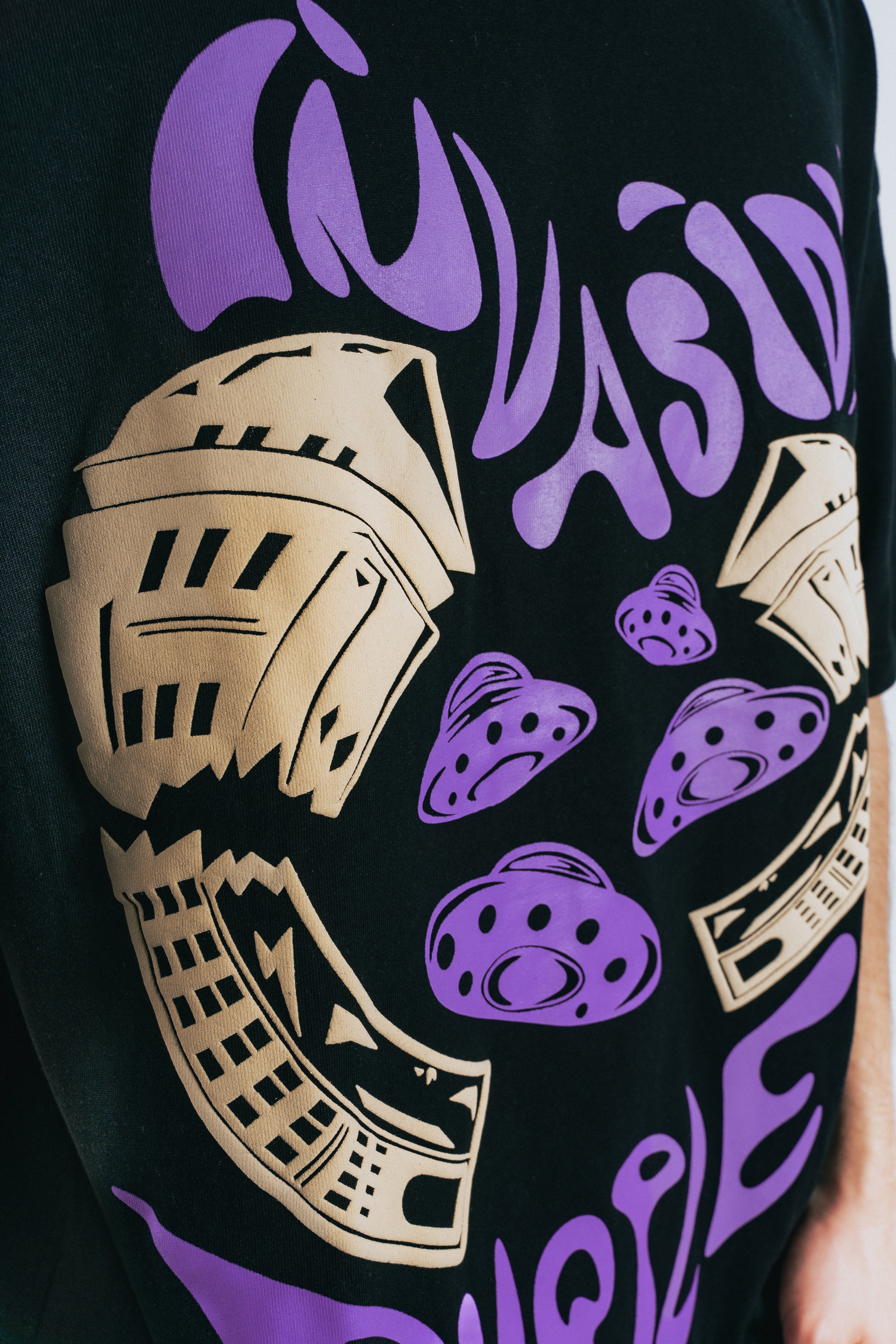 Invasion T-shirt - Purple Place