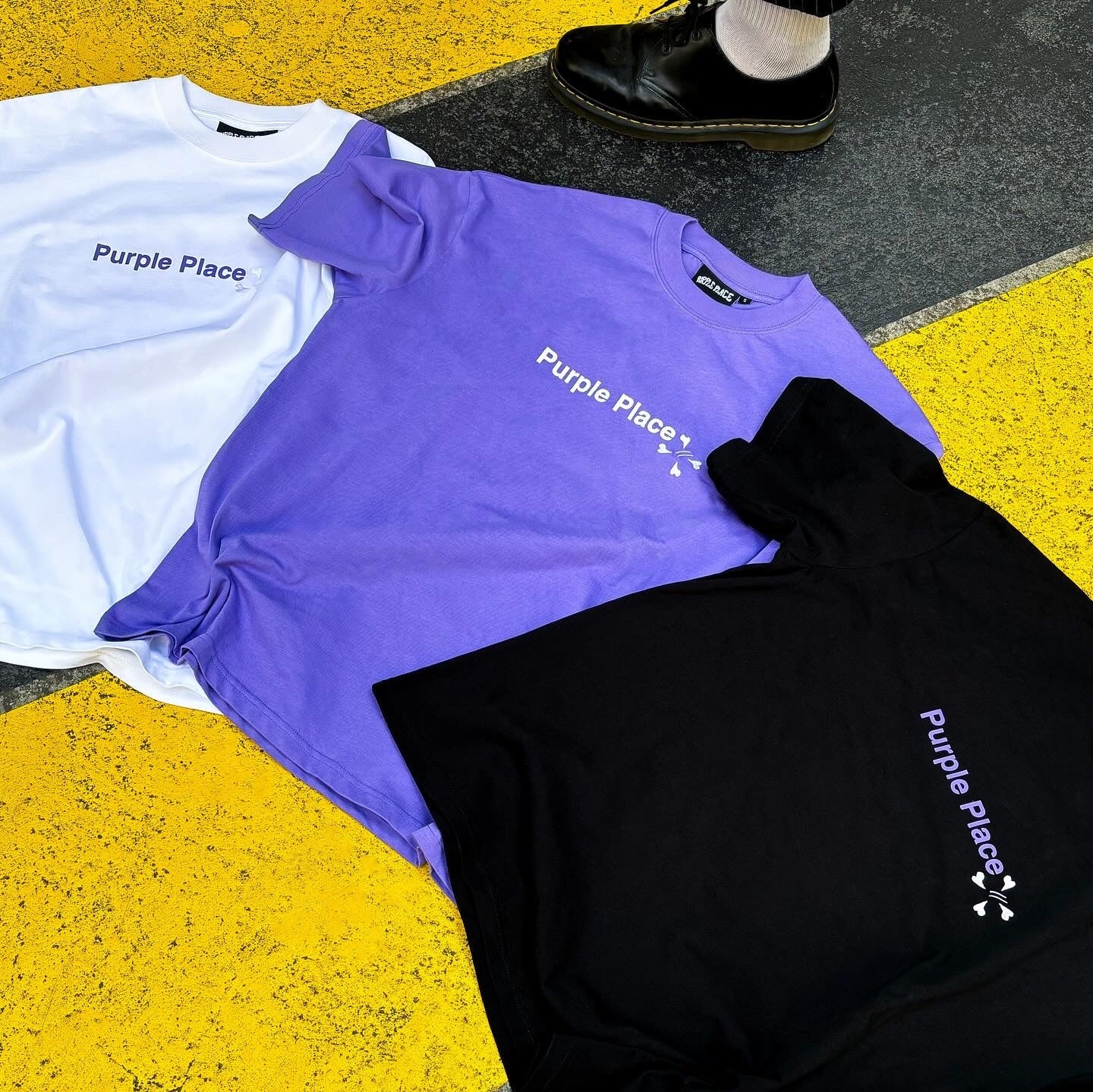 Join The Purple Place T-shirt - Black - Purple Place