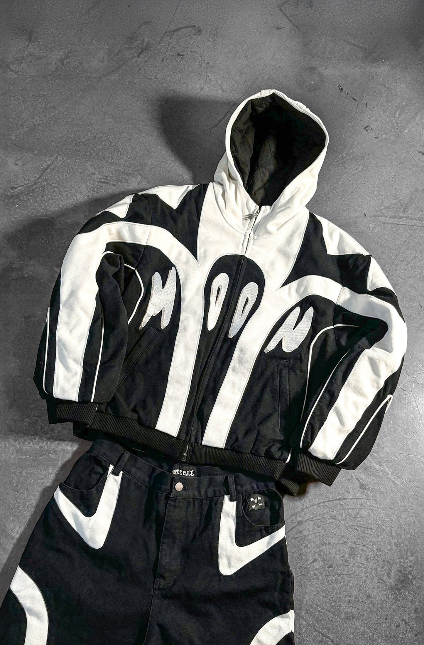 Moon Jacket White - Purple Place