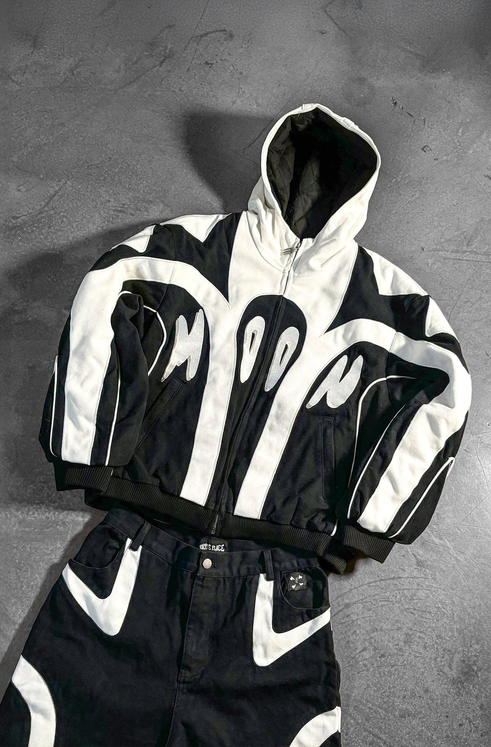 Moon Jacket White - Purple Place
