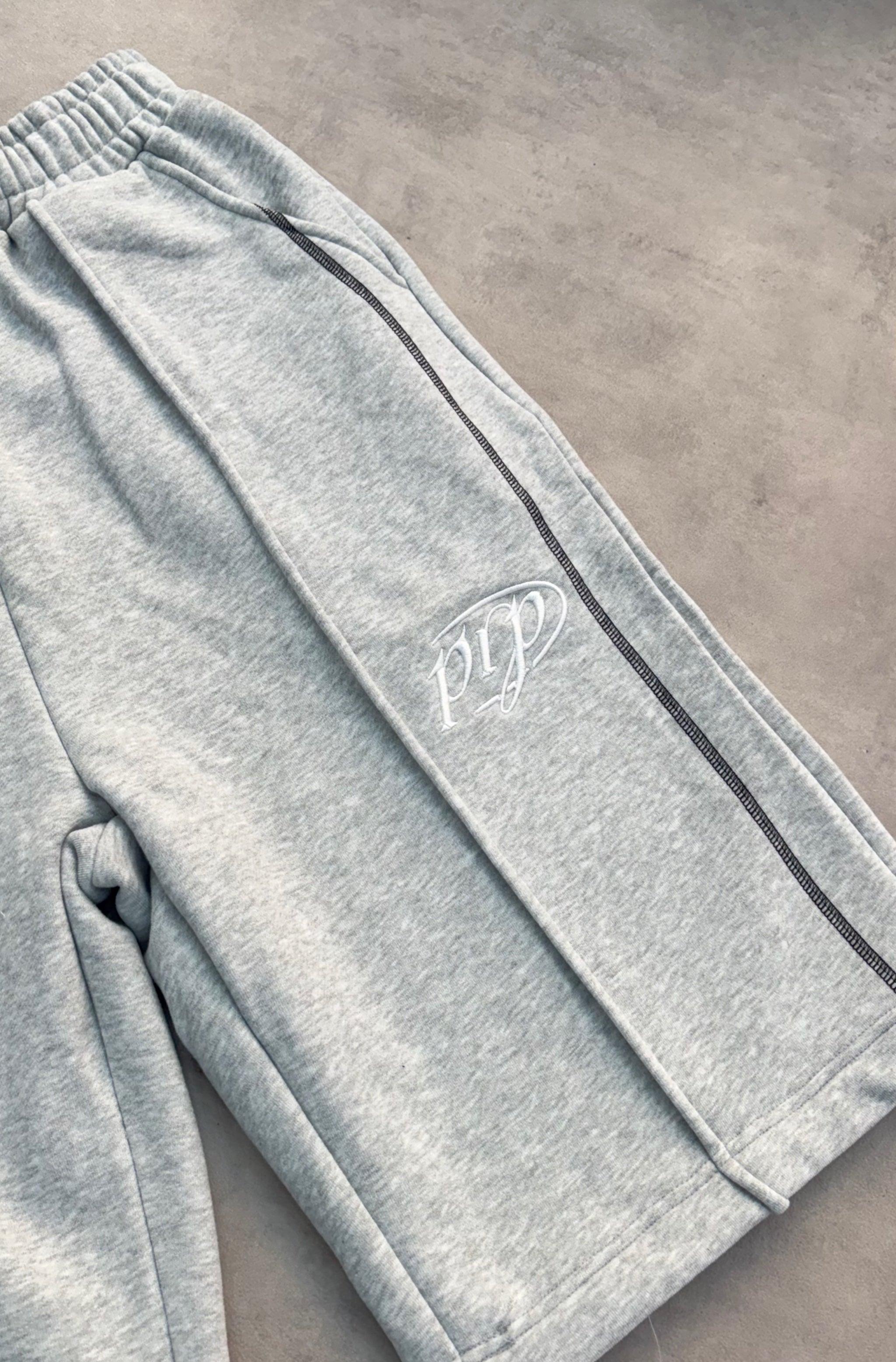 OVERSIZED GREY JORTS - Purple Place