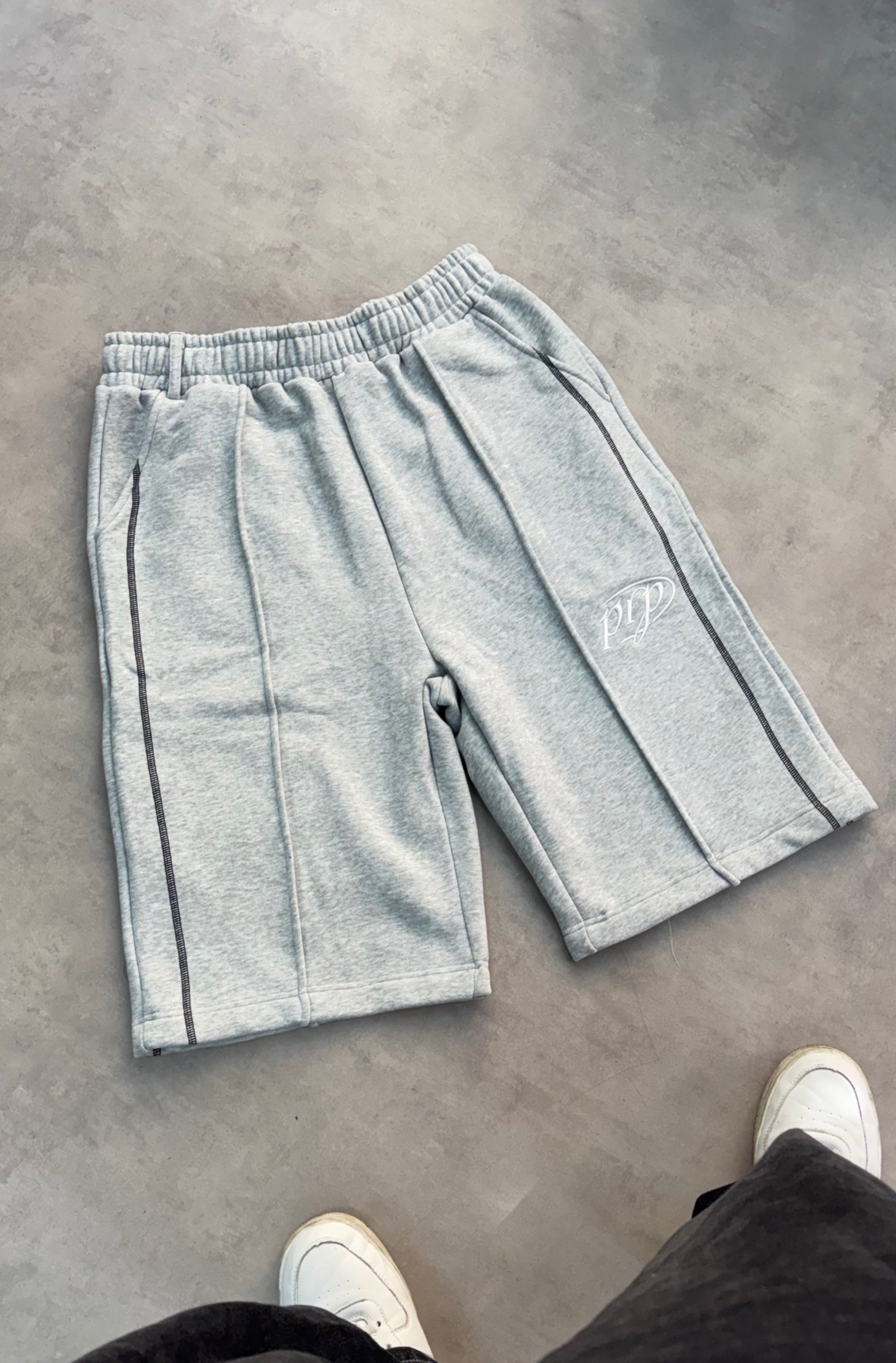 OVERSIZED GREY JORTS - Purple Place